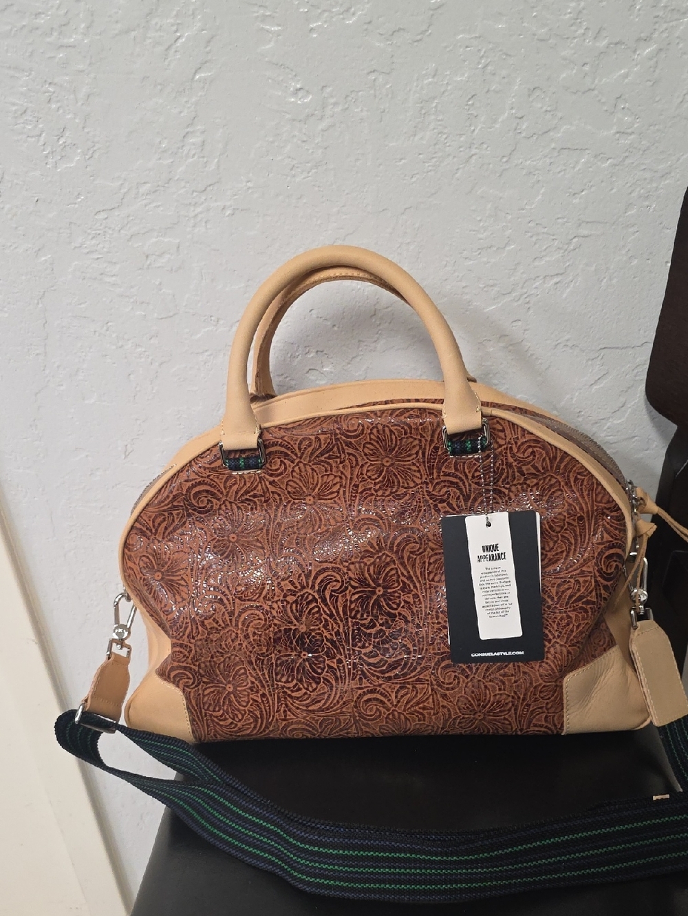 Consuela Sally Commuter Bag - Picture 2 of 3